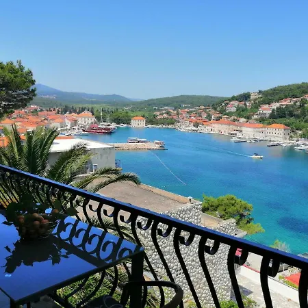 And Caric * Jelsa (Hvar)